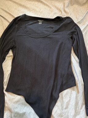American Eagle Outfitters Black Scoop-Neck Long Sleeve Bodysuit